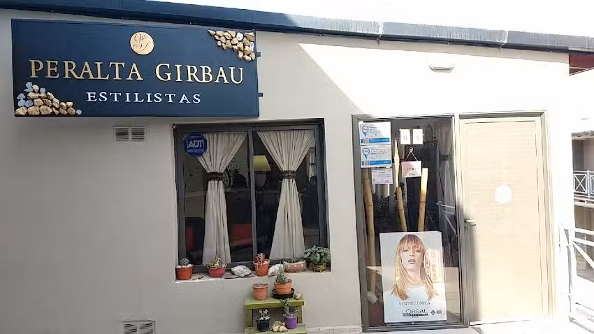 PERALTA GIRBAU Peluquer&iacute;a y Belleza