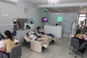 Poly Ben&iacute;tez. Est&eacute;tica Unisex