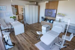 PRIV&Eacute; DermaEsthetic