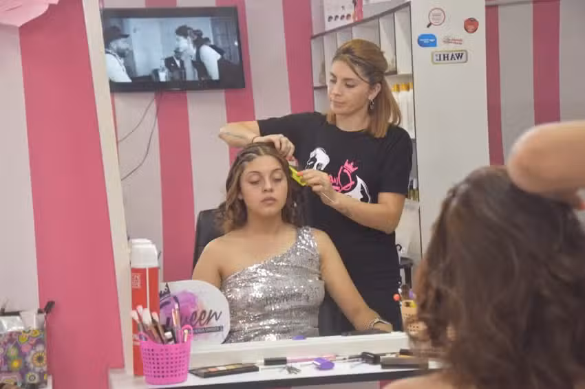 Queen Sal&oacute;n Unisex.