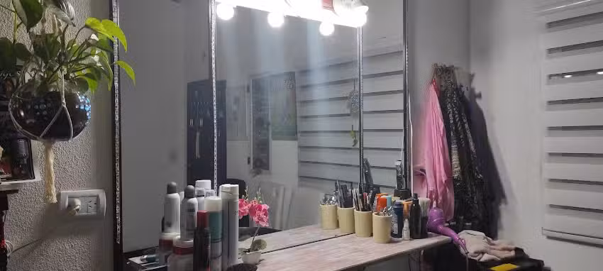 Reyna&rsquo;s Beauty & Spa