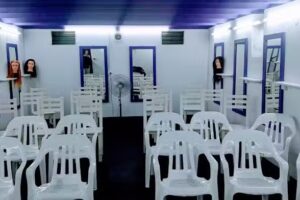 Rocio Espindola Estilista. Academia de Peluqueria New Time