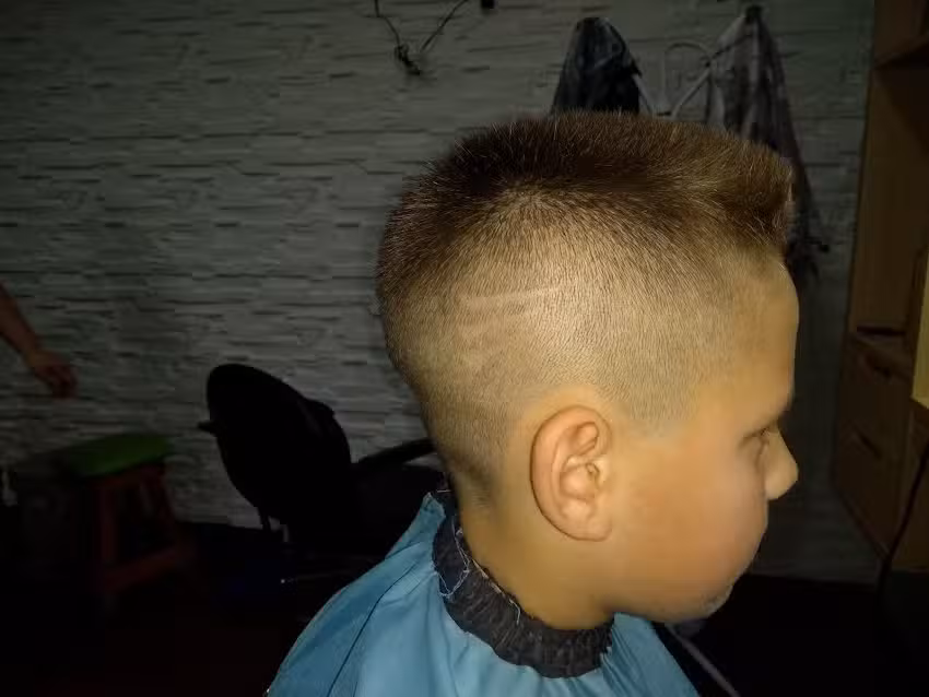 RODRIGO LUQUEZ ESTILISTA