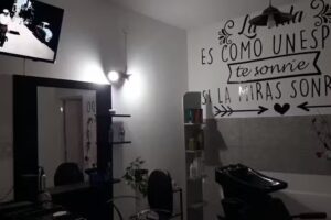 ROMINA G&Oacute;MEZ C&rsquo; EST MOI PELUQUER&Iacute;A