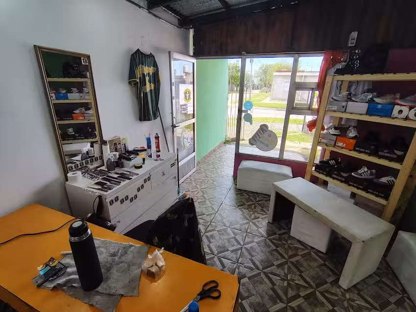RORRO BARBER