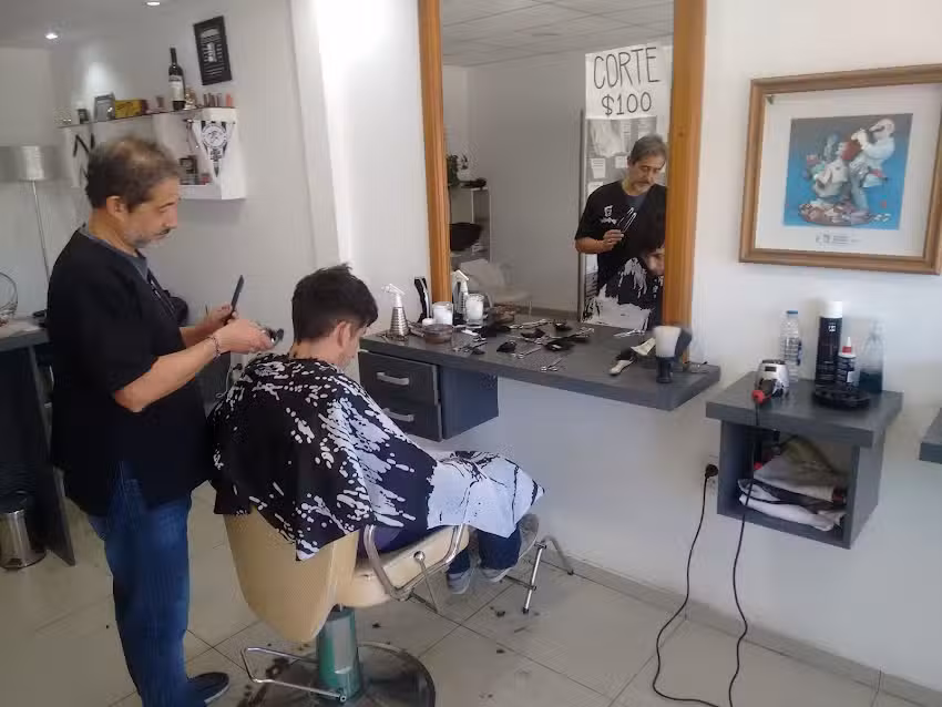 Salon Anibal, Peluquer&iacute;a
