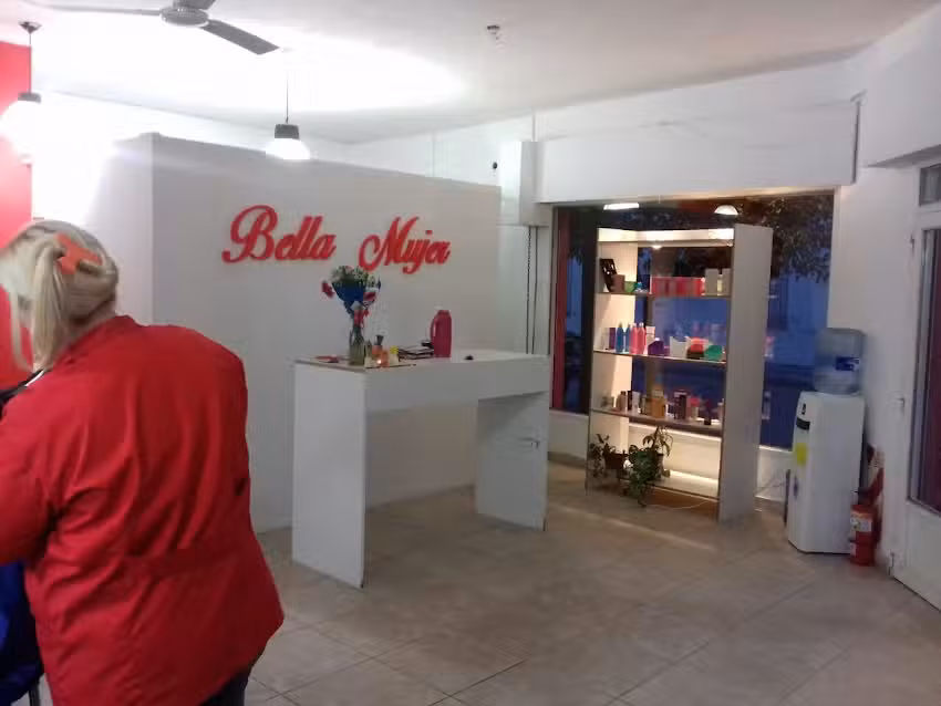 Sal&oacute;n BELLA MUJER