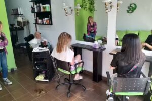 Sal&oacute;n de belleza Gustavo G&oacute;mez