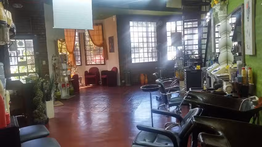 Salon De Belleza M&oacute;nica Mendoza