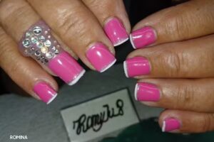 SAL&Oacute;N DE BELLEZA UNISEX ROMYJU_8