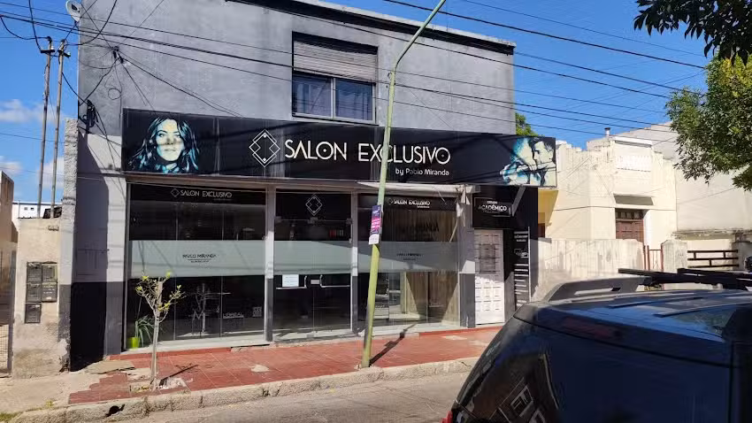 Sal&oacute;n Exclusivo