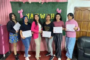 Salón Masculino y Femenino YAHWEH