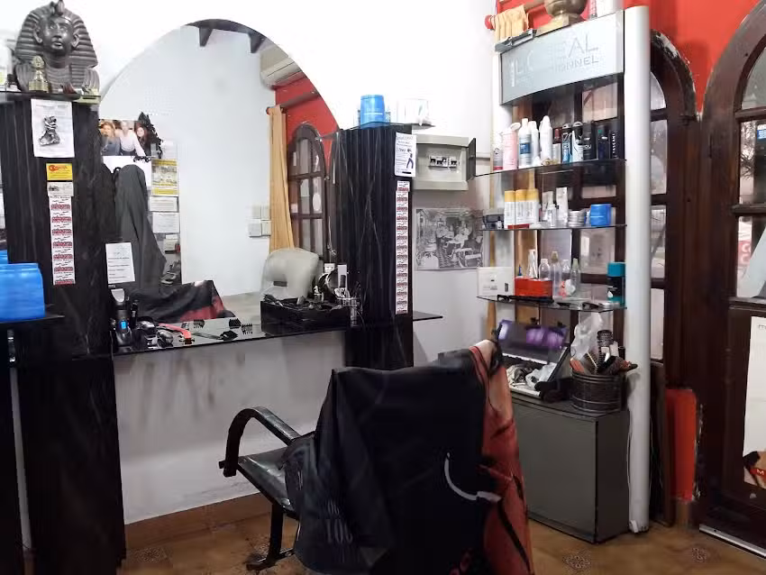 Salon Pedro Y Rosita Unisex