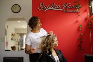 SANDRA KAVAC Peluquer&iacute;a