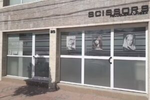 Scissors Peluquer&iacute;a Unisex