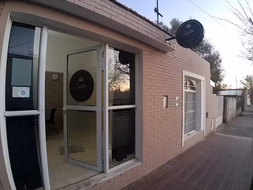 Sentir by Paula Cano