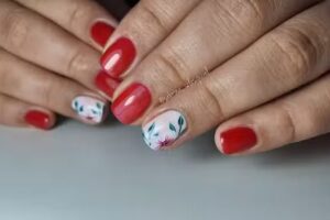 Sol Esquivel Studio Nails