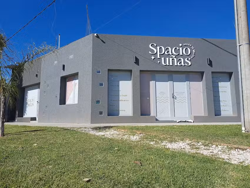 Spacio U&ntilde;as Sal&oacute;n de Belleza