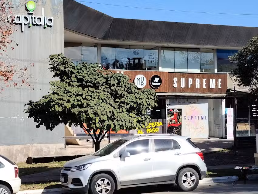 SUPREME Equipamiento de belleza