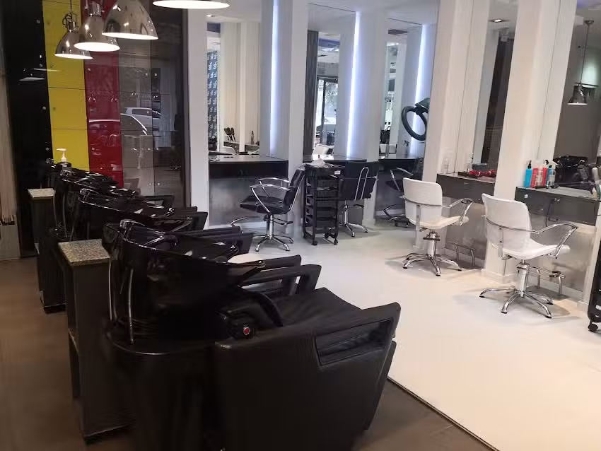 The Harmony Center Peluquer&iacute;a