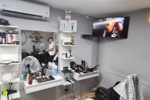 TIM BARBERIA PELUQUERIA