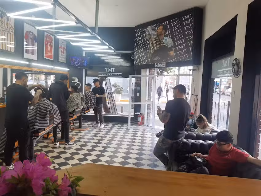 Tmt BarberShop