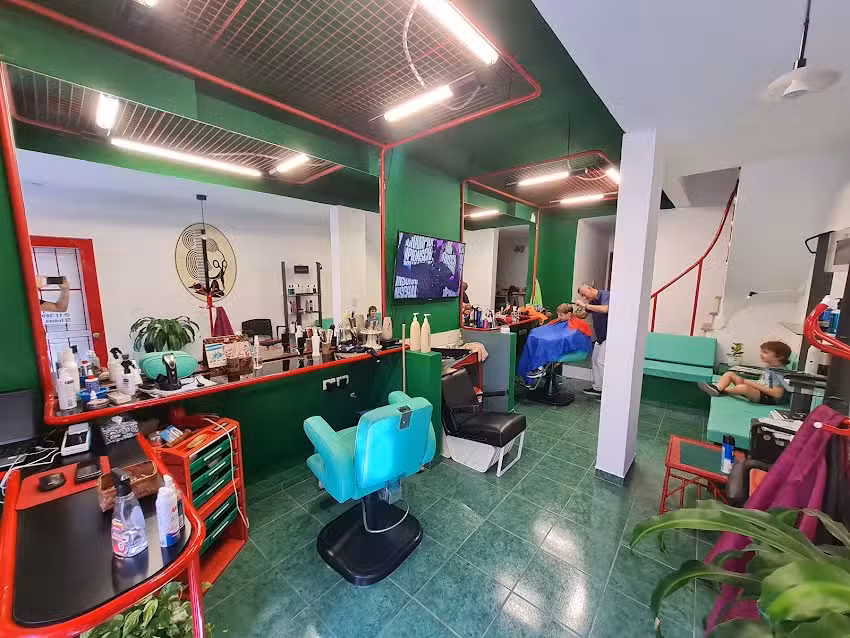 Toba&rsquo;s Peluquer&iacute;a