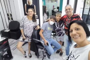 Toby sal&oacute;n unisex