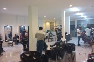 TR Peluqueria Unisex Y Barberia