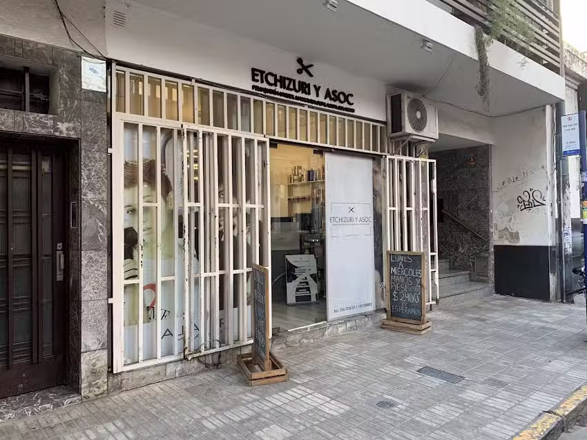 &Uacute;nica sal&oacute;n de belleza