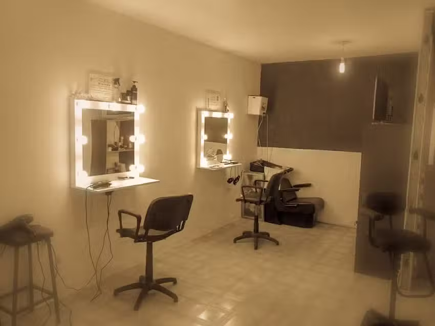 Uxel peluquer&iacute;a y est&eacute;tica