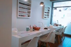 Vanit&eacute; Nails & Studio