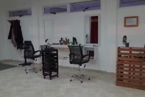 Var&uacute; Sal&oacute;n Integral