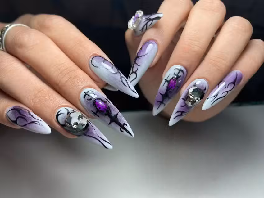 Wicche Nails