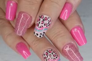 Yami Altamirano Sweet Nails