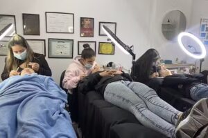 YuseBeauty |Pesta&ntilde;as y cejas.