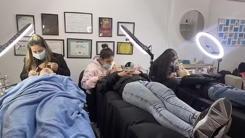 YuseBeauty |Pesta&ntilde;as y cejas.